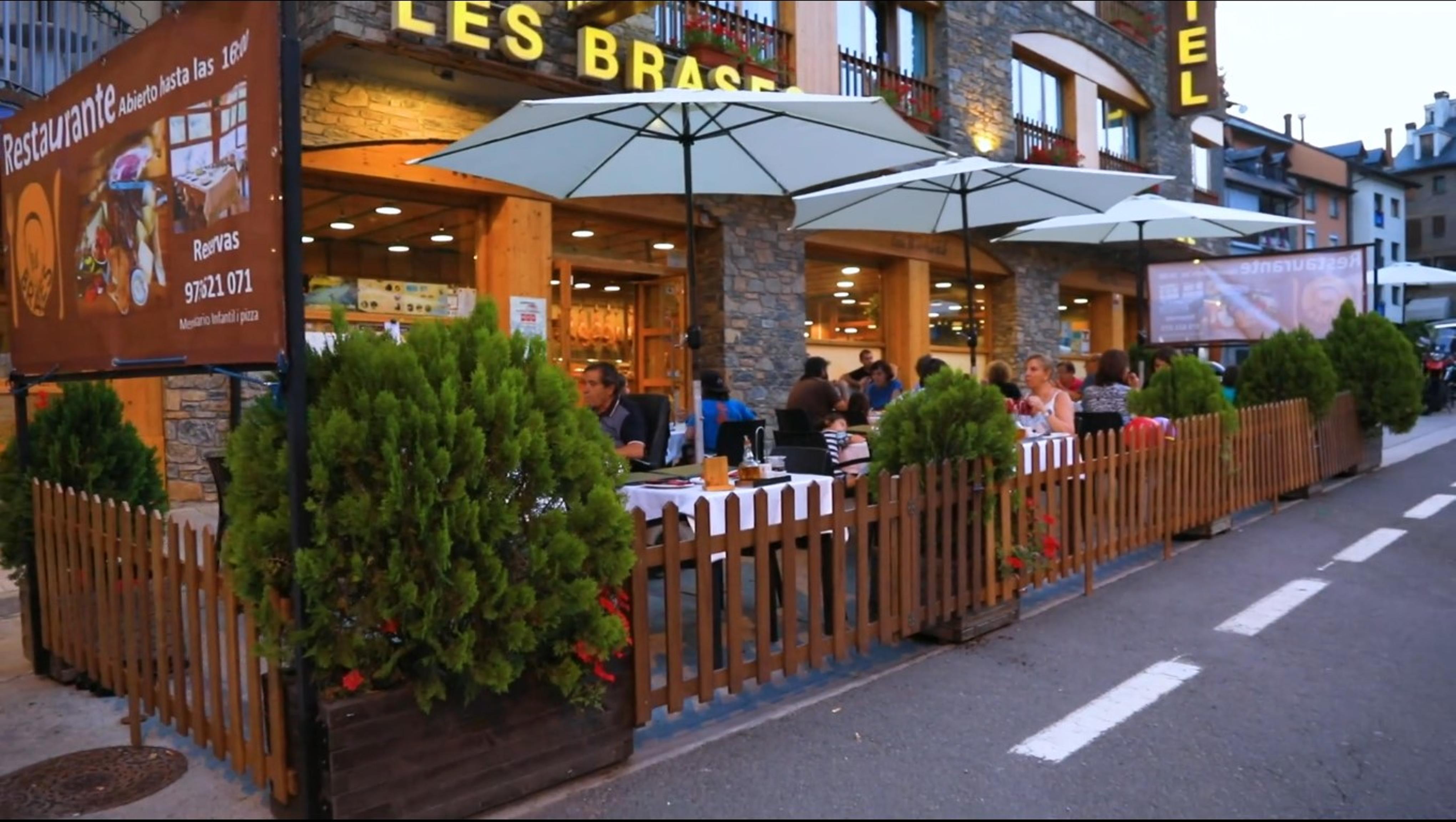 Hotel Restaurant Les Brases Sort Zewnętrze zdjęcie