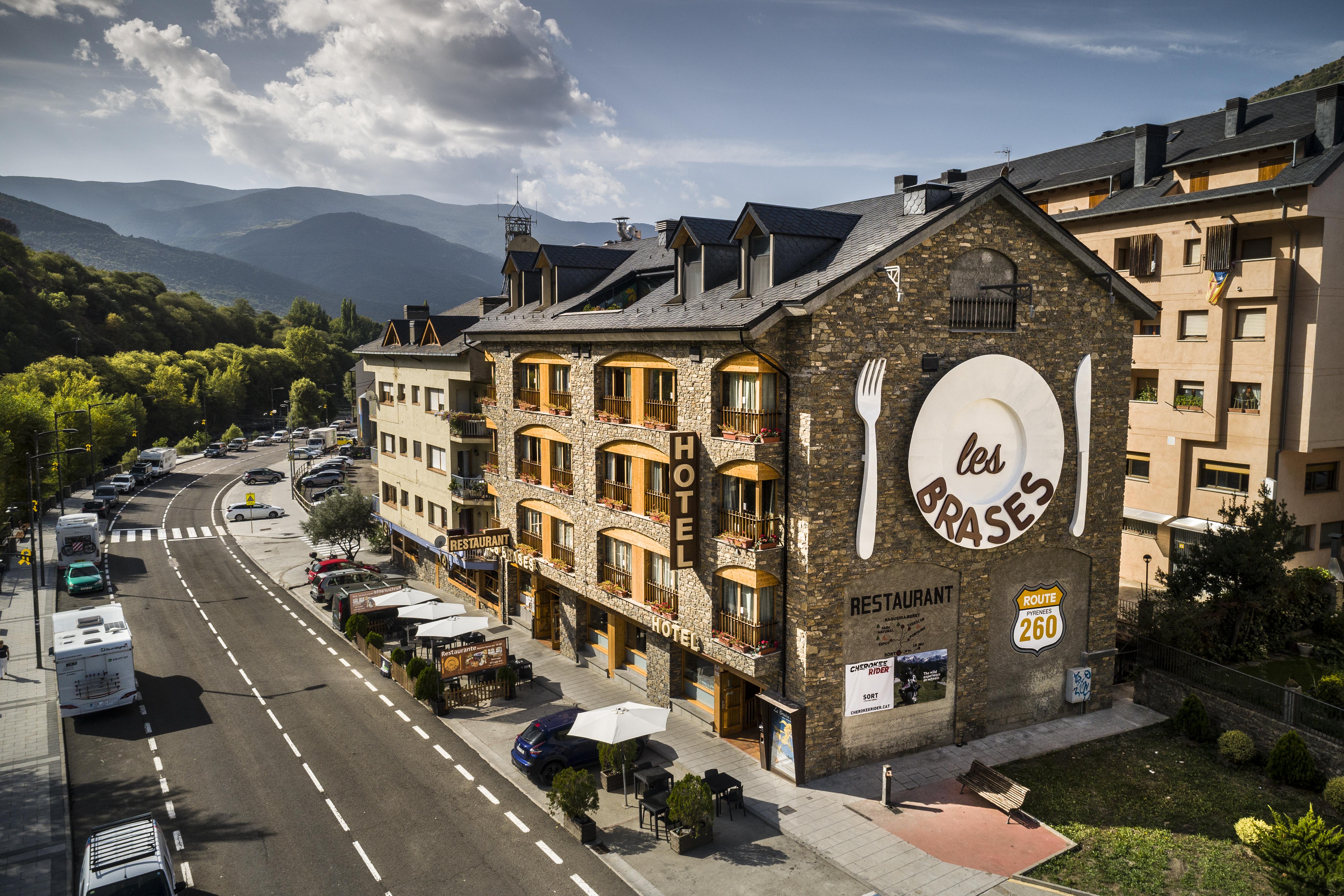 Hotel Restaurant Les Brases Sort Zewnętrze zdjęcie