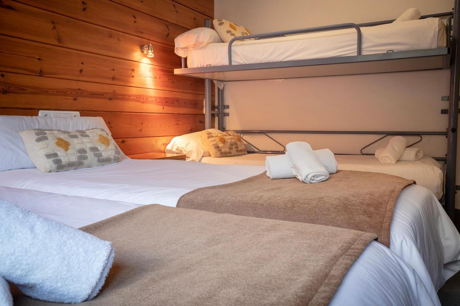 Hotel Restaurant Les Brases Sort Zewnętrze zdjęcie